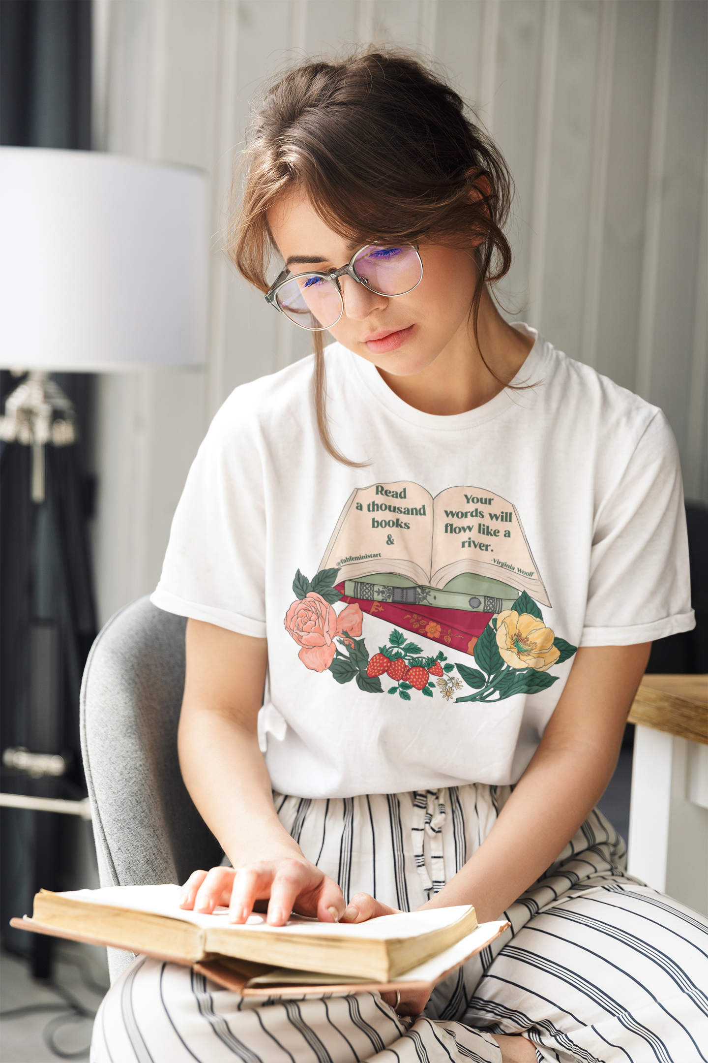 Read a thousand books and your words will flower like a river, Virginia Woolf: Feminist Shirt